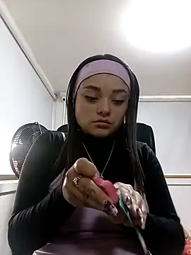 ChloeAllennn online show from April 2026 11:38:02 AM