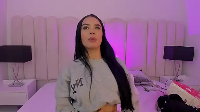 Snapshot of Antonella_Smiith_ chatting on February 2026 02:39:01 PM Antonella Smiith online show from February 2026 02:39:01 PM