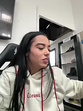 Antonella Smiith  online show from April 2026 01:59:01 PM