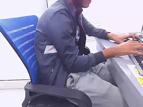 rahulkajuuu0909 online show from December 2025 08:53:01 AM