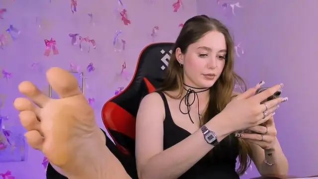 Snapshot of hazel_sullivan chatting on November 2025 12:21:02 PM hazel sullivan online show from November 2025 12:21:02 PM