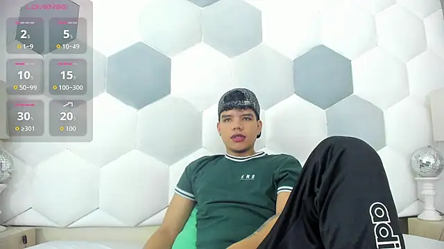 Snapshot of Axel_Forte chatting on November 2025 12:49:02 PM Axel Forte online show from November 2025 12:49:02 PM