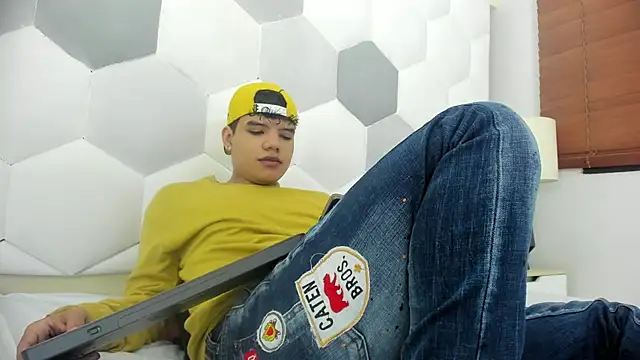 Axel Forte online show from December 2025 01:04:02 PM