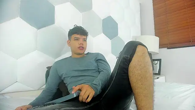 Snapshot of Axel_Forte chatting on April 2026 02:02:01 PM Axel Forte online show from April 2026 02:02:01 PM