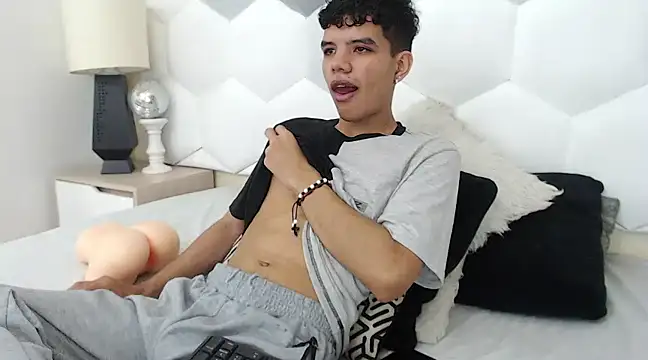 Axel Forte online show from March 2025 12:32:02 PM