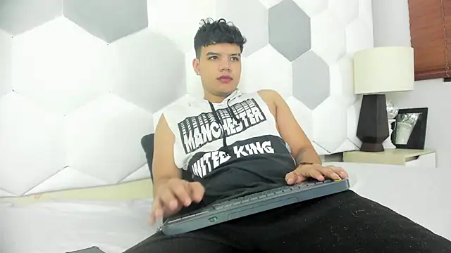 Axel Forte online show from April 2026 01:28:01 PM