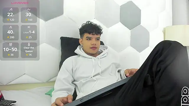 Snapshot of Axel_Forte chatting on December 2025 01:10:02 PM Axel Forte online show from December 2025 01:10:02 PM