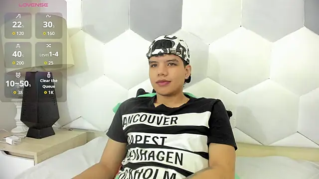 Snapshot of Axel_Forte chatting on October 2025 12:48:02 PM Axel Forte online show from October 2025 12:48:02 PM