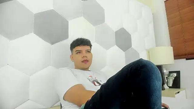 Axel Forte online show from March 2026 02:10:01 PM