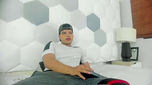 Snapshot of Axel_Forte chatting on April 2026 01:51:02 PM Axel Forte online show from April 2026 01:51:02 PM