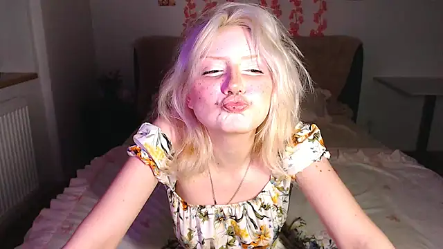 KimiSakura online show from June 2026 10:08:02 PM