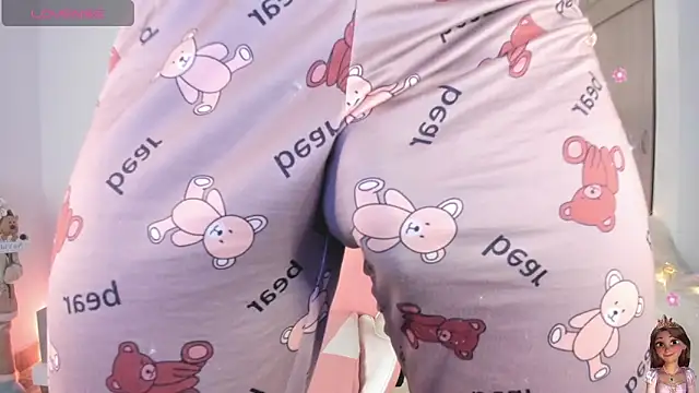 your favorite doll  online show from November 2025 07:25:01 PM