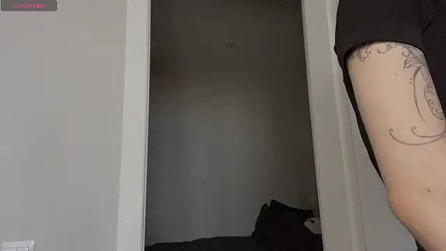 SibleyBurner online show from April 2026 04:49:01 AM