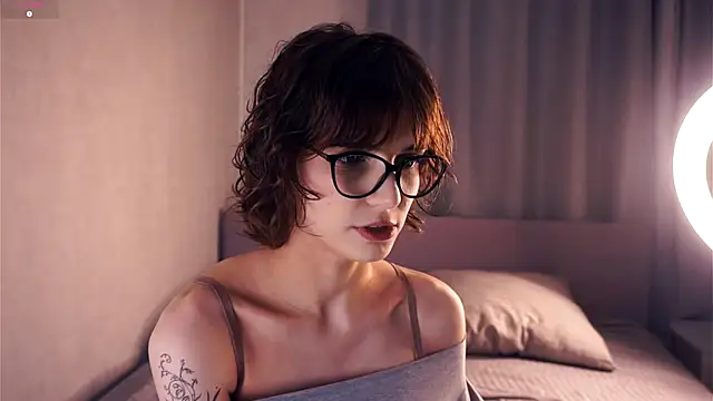 SibleyBurner online show from November 2025 06:52:01 PM