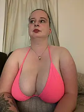 curvy eina online show from June 2026 09:15:01 PM