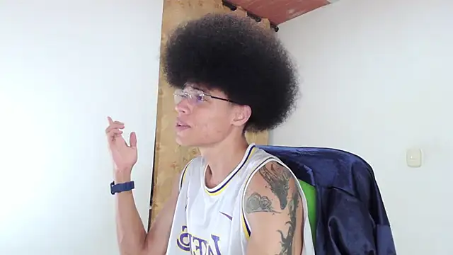 Smith Gael online show from April 2026 08:05:02 PM