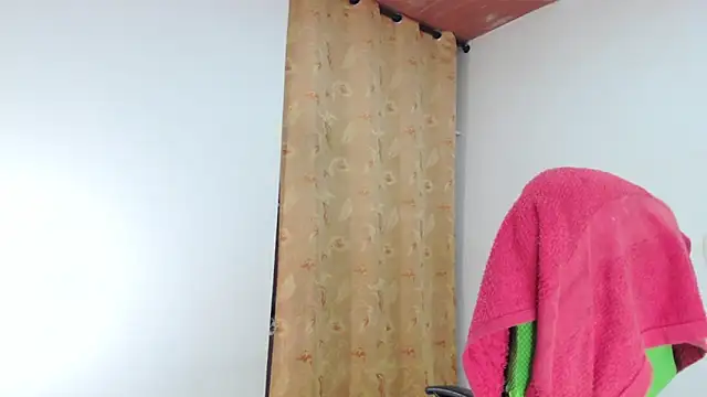 Smith Gael online show from April 2026 11:28:01 PM