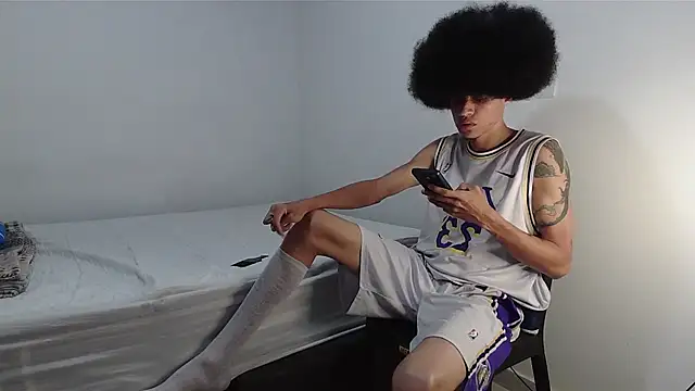 Snapshot of Smith_Gael chatting on November 2025 11:38:01 PM Smith Gael online show from November 2025 11:38:01 PM