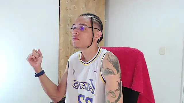 Smith Gael online show from March 2026 11:46:01 PM