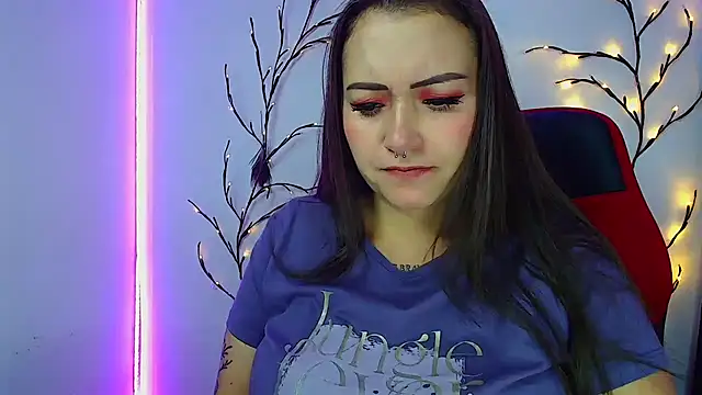 Luna kitty online show from September 2025 07:54:02 PM