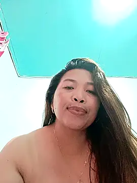 Snapshot of Sweet_fatty18 chatting on April 2026 08:37:02 AM Sweet fatty18 online show from April 2026 08:37:02 AM