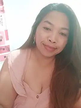 Snapshot of Sweet_fatty18 chatting on May 2026 08:40:01 PM Sweet fatty18 online show from May 2026 08:40:01 PM