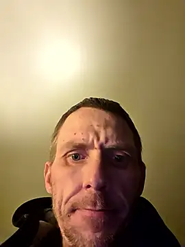 Snapshot of lambomusik chatting on April 2026 01:39:02 AM lambomusik online show from April 2026 01:39:02 AM