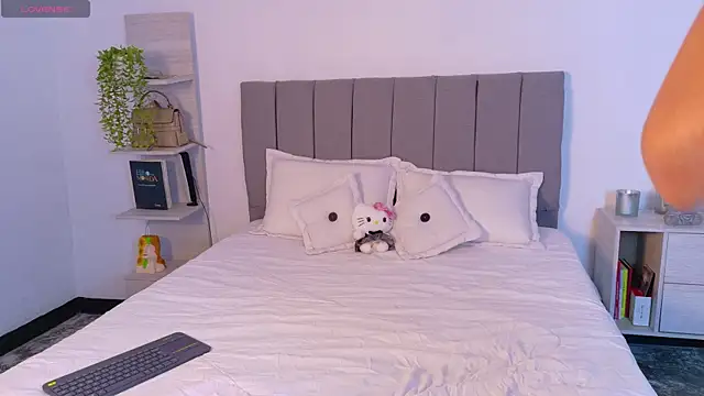 zarahCute online show from November 2025 11:58:02 PM