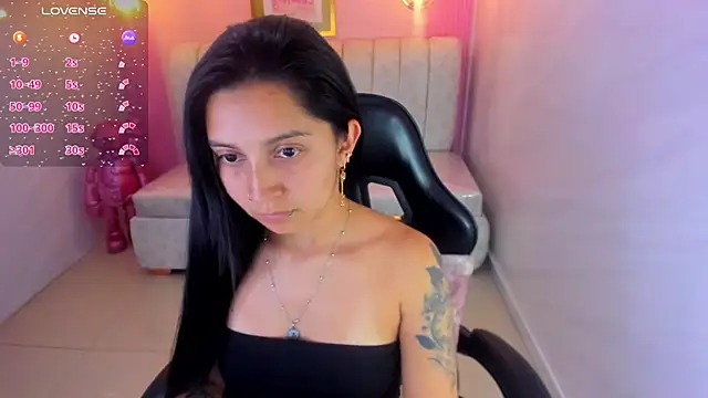 madhison klain s online show from December 2025 08:06:02 PM