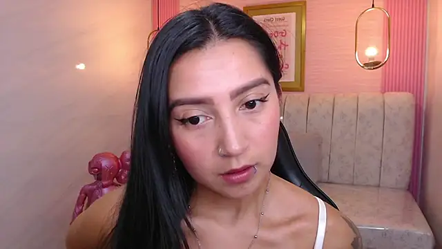 Snapshot of madhison_klain_s chatting on October 2025 08:20:02 PM madhison klain s online show from October 2025 08:20:02 PM
