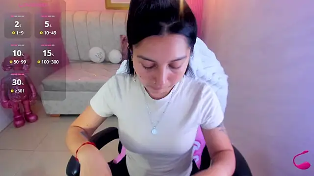 madhison klain s online show from December 2025 01:17:02 PM