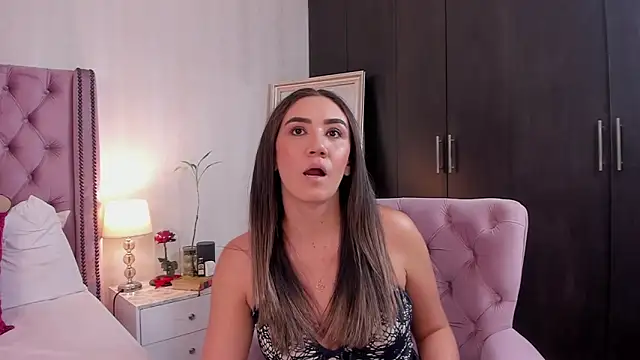 natashaleightt online show from March 2026 01:27:01 AM