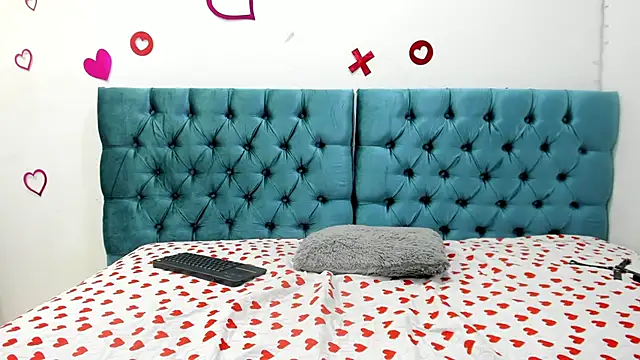  lucia w online show from March 2025 07:04:02 PM