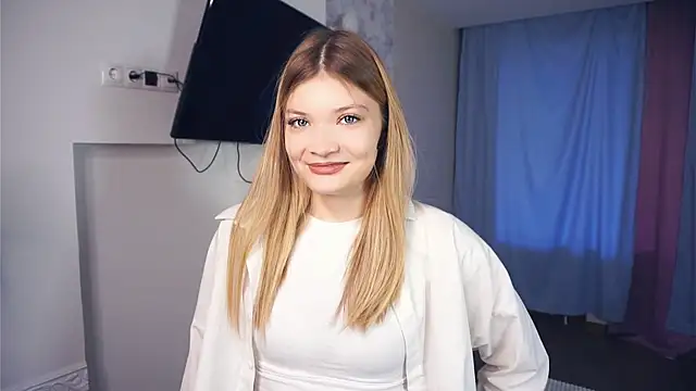 Snapshot of AnnisAtlee chatting on October 2025 06:33:02 AM AnnisAtlee online show from October 2025 06:33:02 AM