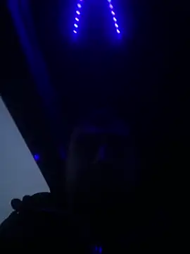 daniel21p online show from April 2026 05:17:02 PM