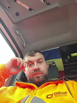 daniel21p online show from February 2025 08:17:01 AM