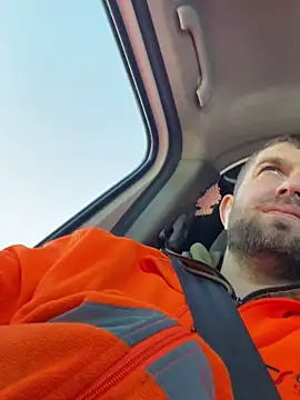 daniel21p online show from February 2025 12:16:01 PM