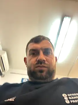 daniel21p online show from November 2025 02:26:02 AM