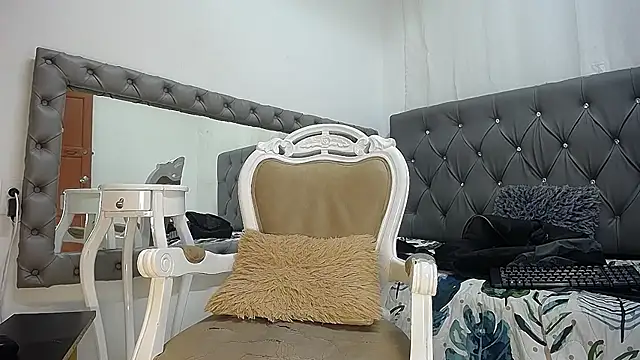 Javier Hot27 online show from December 2025 06:31:01 PM