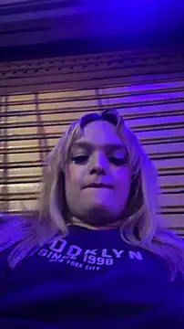 ScarletThompsonx online show from November 2025 05:41:02 AM