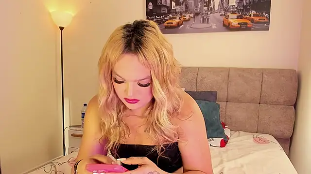 ScarletThompsonx online show from October 2025 01:40:01 AM