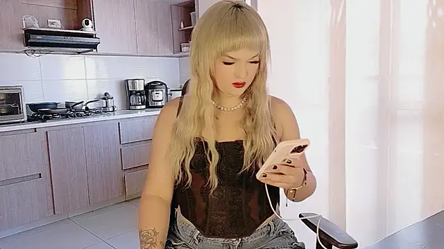 Snapshot of ScarletThompsonx chatting on June 2026 09:31:02 PM ScarletThompsonx online show from June 2026 09:31:02 PM