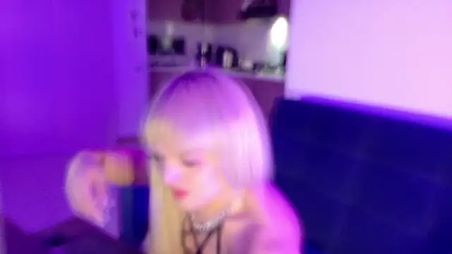 ScarletThompsonx online show from February 2026 07:27:01 AM