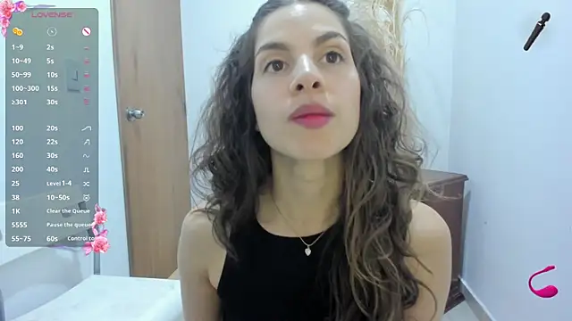 jessyegoldenn online show from February 2026 07:45:02 PM