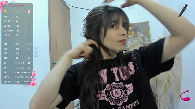 jessyegoldenn online show from December 2025 07:49:02 PM