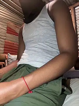 BttmGuy01 online show from February 2026 07:49:02 PM