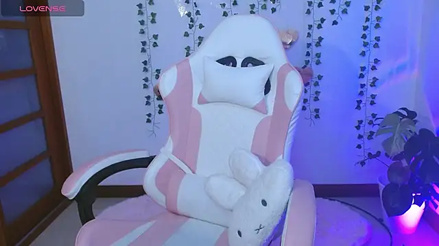 Snapshot of hellokitty__valery chatting on July 2026 02:22:01 AM hellokitty valery online show from July 2026 02:22:01 AM