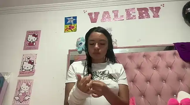 Snapshot of hellokitty__valery chatting on March 2025 02:59:01 AM hellokitty valery online show from March 2025 02:59:01 AM