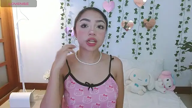 hellokitty  valery online show from April 2026 03:35:01 AM