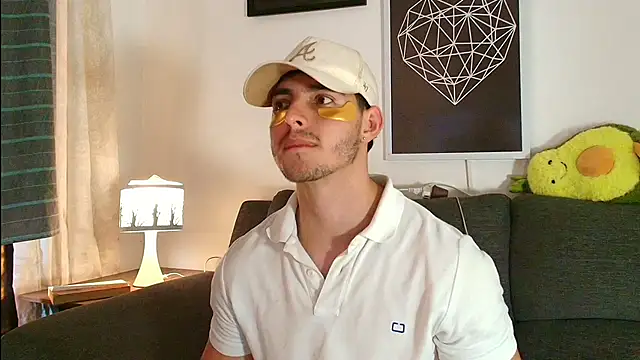 thomyafar online show from February 2026 01:32:01 PM